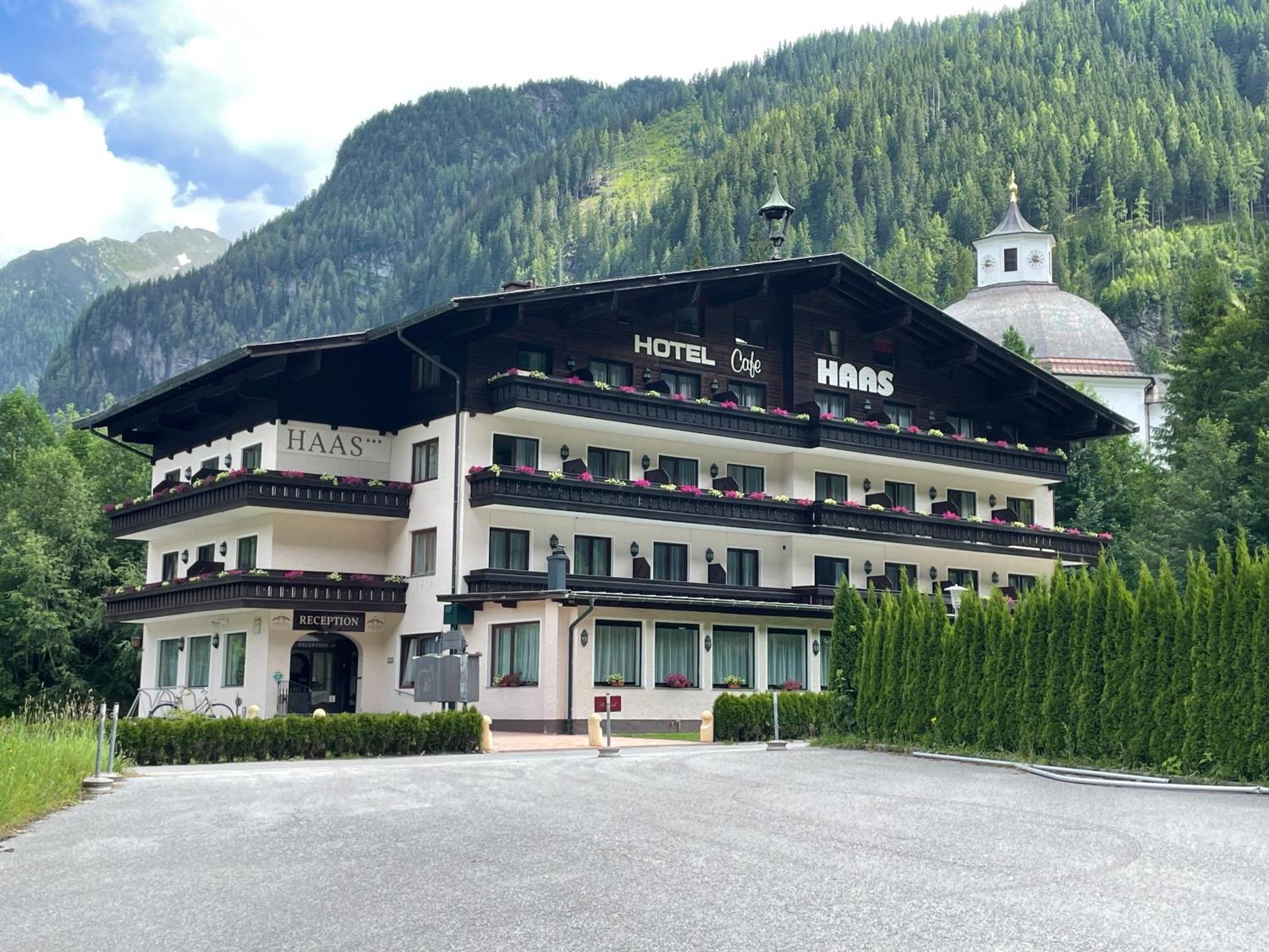 Hotel Haas Bad Gastein Bagian luar foto